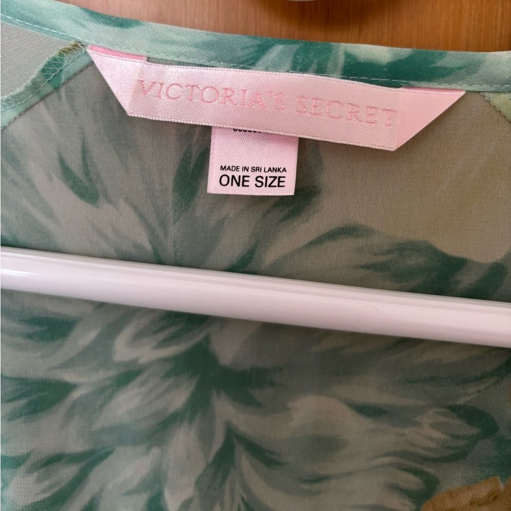 Victoria Secret Sheer Robe - Picture 5 of 6